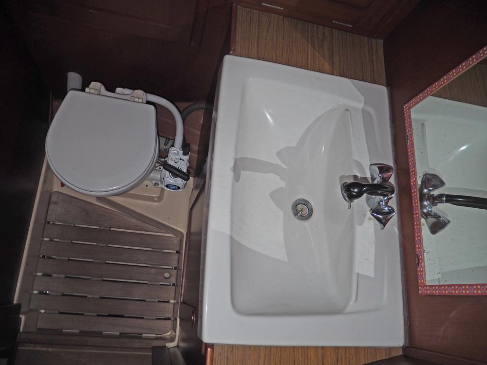 Cabin en avant, H&eacute;bergements